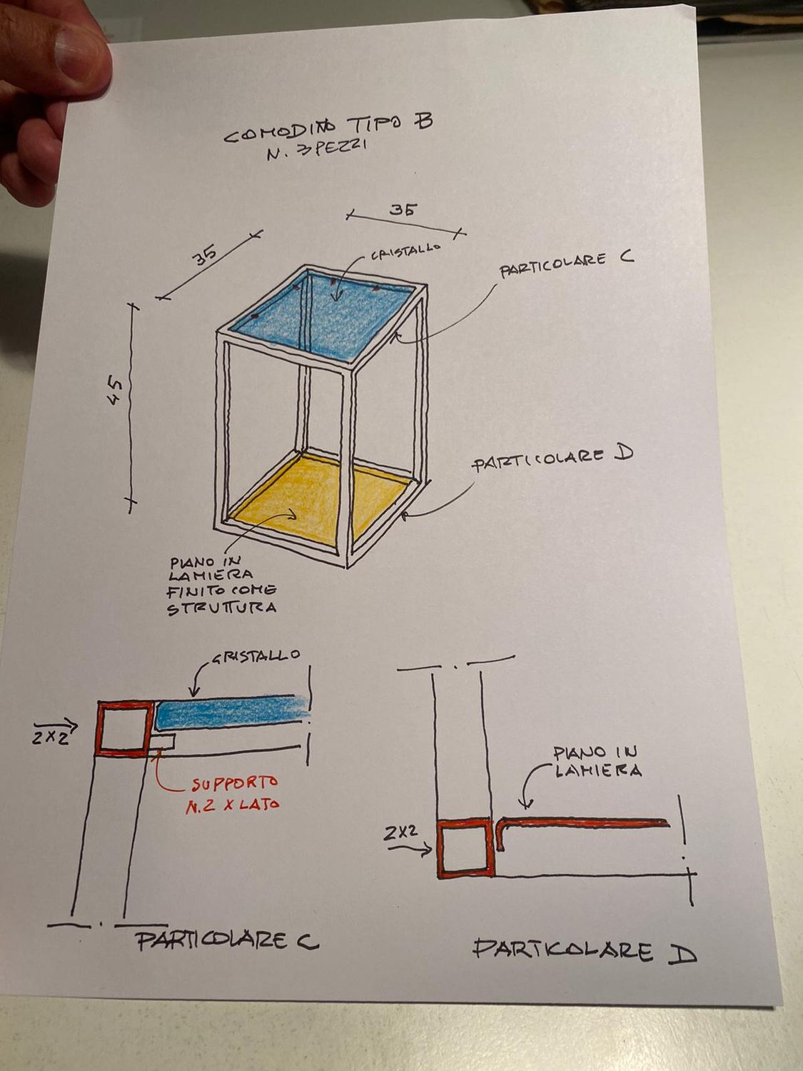 Disegno a mano quotato del comodino tipo B, con i particolari costruttivi a lato